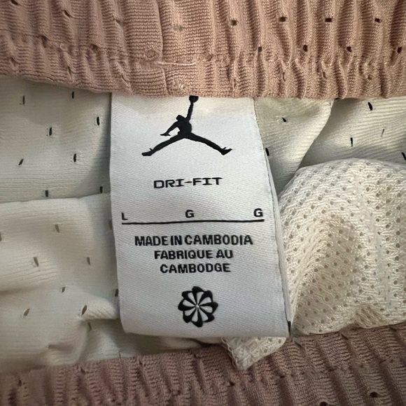 Jordan Two-Tone Basketball Shorts - Picture 7 of 7